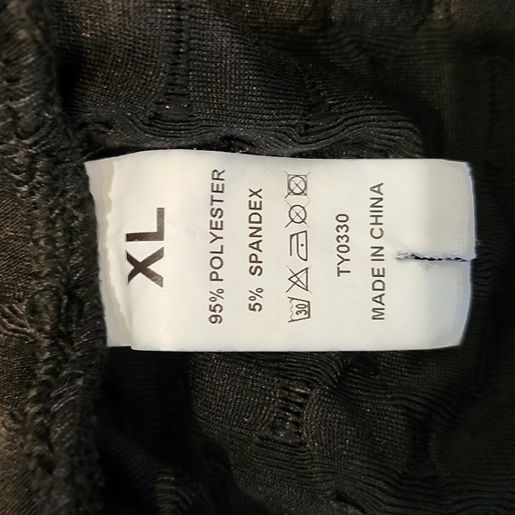 Black Booty Lifting Workout Leggings XL Shapes/Lifts Butt Area - Picture 7 of 7